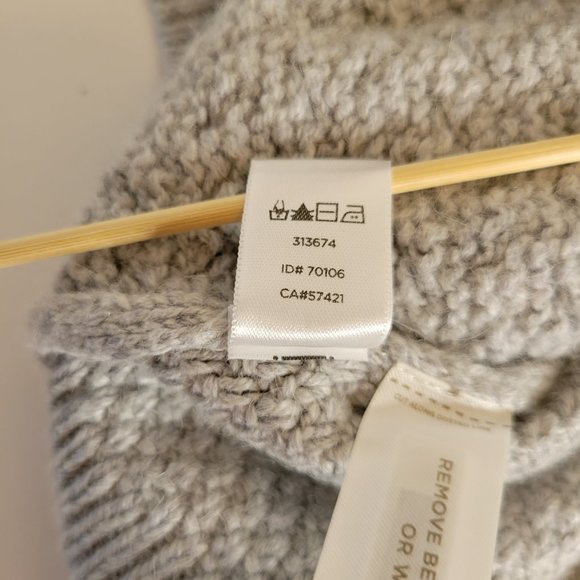 NEW, LOFT Multi Cable Design, Loose Fit, Ladies Grey Crew Neck Sweater, Size M - Picture 11 of 11